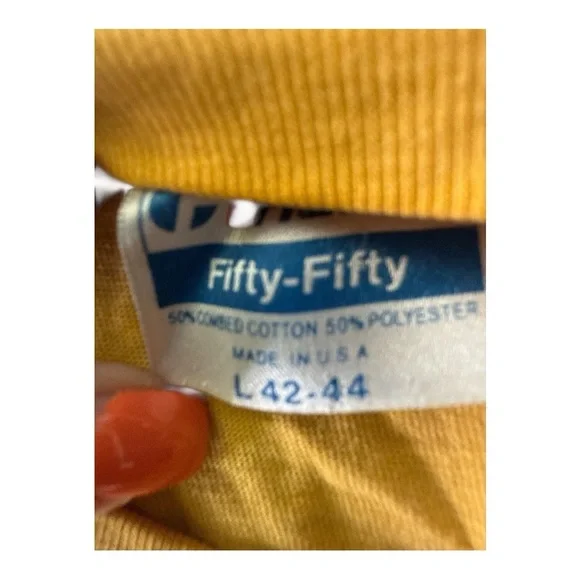 Vintage Perrier Yellow Graphic T-Shirt with Green Logo Size Large 80’s - Picture 4 of 4